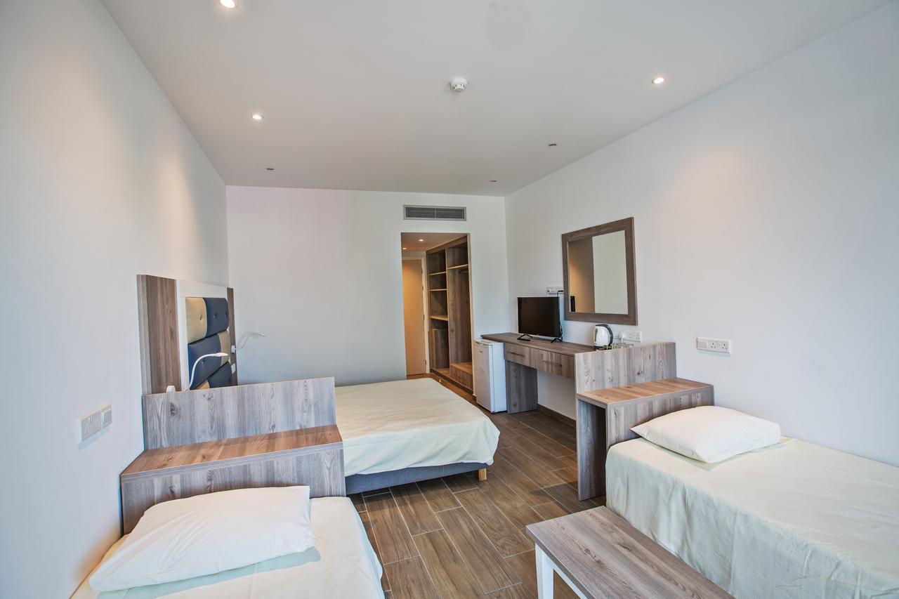 Stratovarius Nissi Rooms Ajía Nápa Kültér fotó